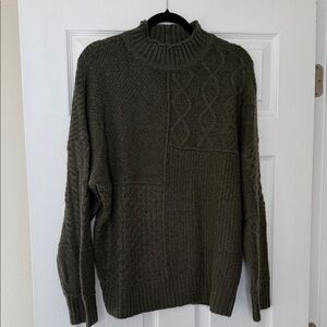 American Eagle Outfitters Dark Green Crewneck Sweater